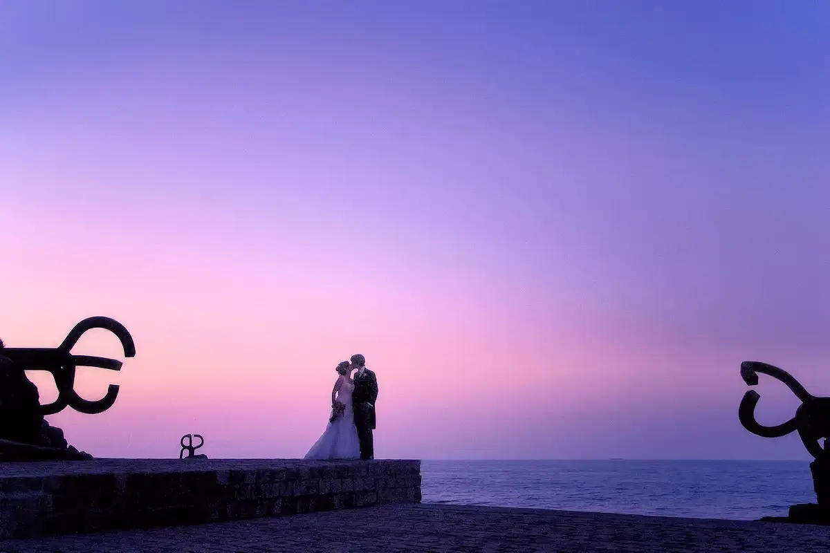 Boda - Reportaje - Social - Puesta de sol - Peine del Viento - Alberto Ventura Studio