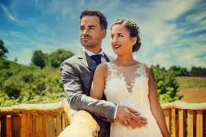 Reportaje social - Reportaje- novios - pose - boda - Alberto Ventura Studio